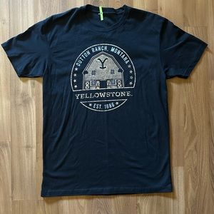 NWT Yellowstone Dutton Ranch TV Show T-shirt size S/M Box Lunch